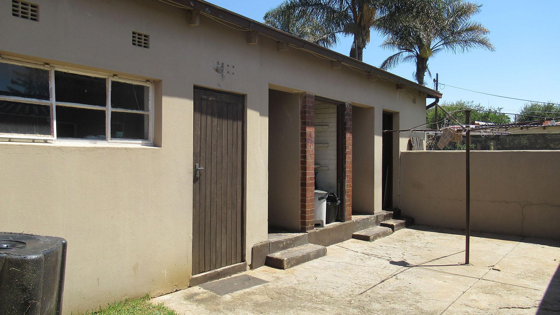Spaces - 13 square meters of property in Wychwood