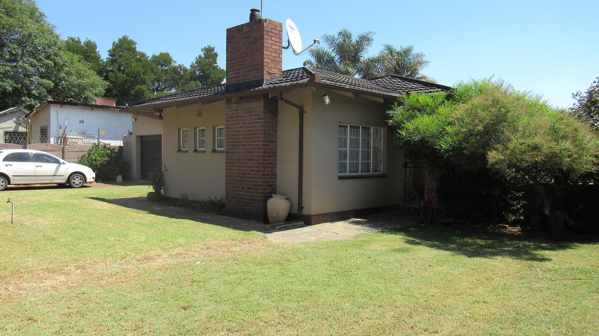 Front View of property in Wychwood