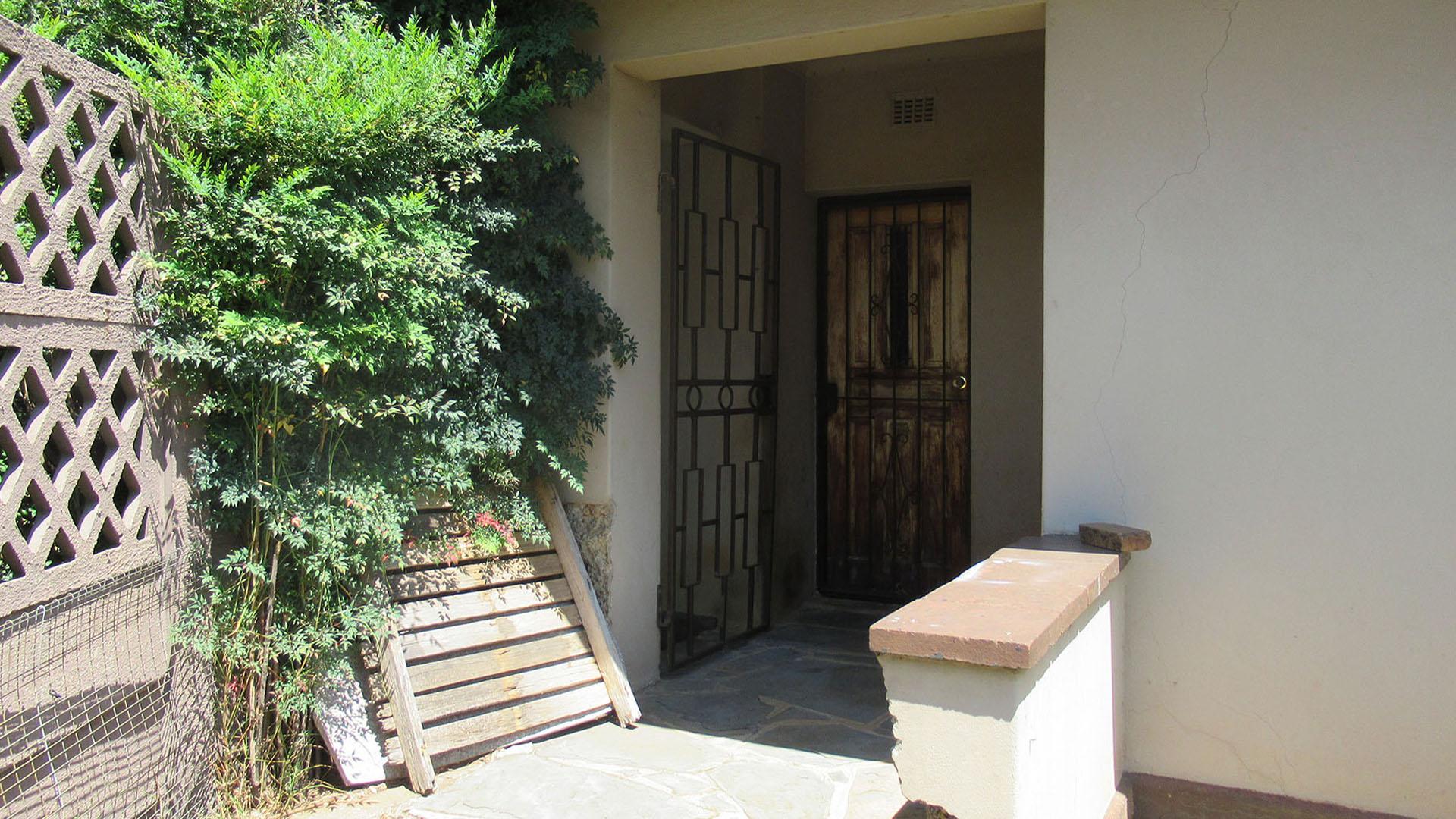 Patio - 3 square meters of property in Wychwood