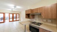 Kitchen - 10 square meters of property in Douglasdale