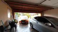 Garage - 33 square meters of property in The Orchards
