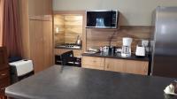 Kitchen - 31 square meters of property in Pearly Beach