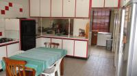 Kitchen - 31 square meters of property in Pinati
