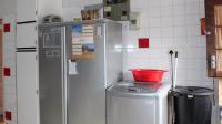 Kitchen - 31 square meters of property in Pinati