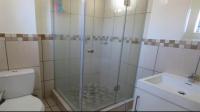 Bathroom 1 - 8 square meters of property in Barbeque Downs