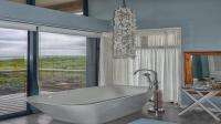 Main Bathroom - 15 square meters of property in Witsand