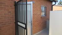 Spaces - 14 square meters of property in Fourways