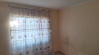 Bed Room 1 - 11 square meters of property in Umzinto