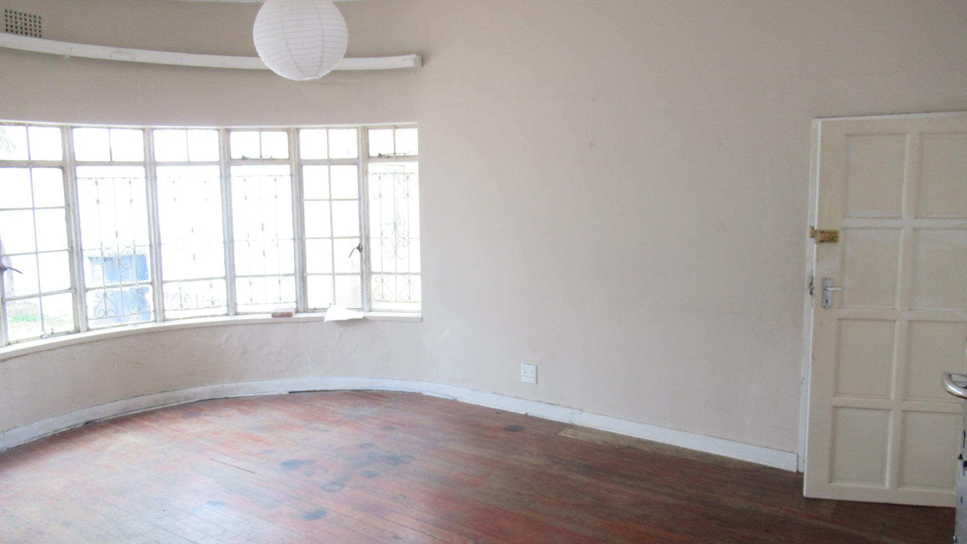 Lounges of property in Orange Grove