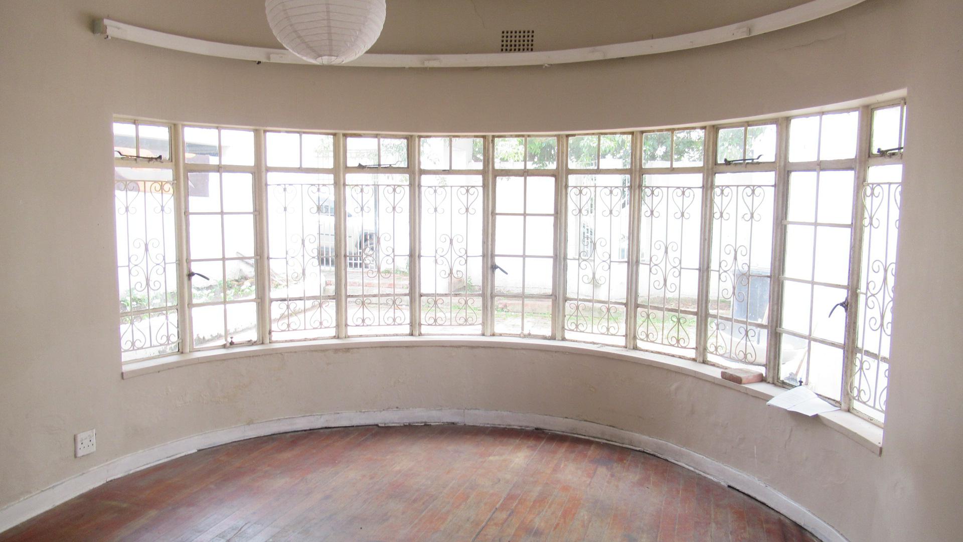 Lounges of property in Orange Grove