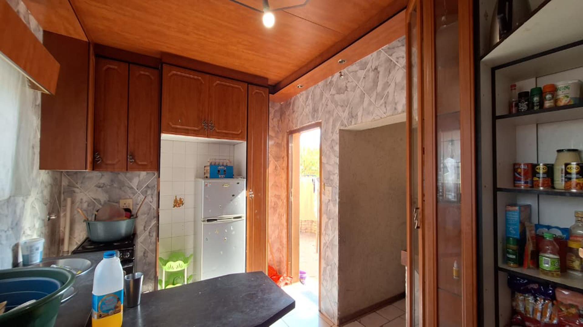 Kitchen - 15 square meters of property in Meyerton