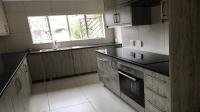 Kitchen - 14 square meters of property in Vorna Valley