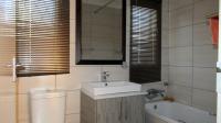 Main Bathroom - 4 square meters of property in Vorna Valley