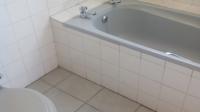 Bathroom 1 - 5 square meters of property in Bergsig