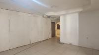 Lounges - 34 square meters of property in Paarlshoop