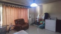 Bed Room 1 - 20 square meters of property in Paarlshoop