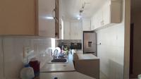 Kitchen - 18 square meters of property in Paarlshoop
