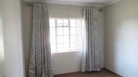 Bed Room 1 - 11 square meters of property in Crystal Park