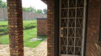 Patio - 9 square meters of property in Crystal Park