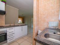 Kitchen - 9 square meters of property in Crystal Park