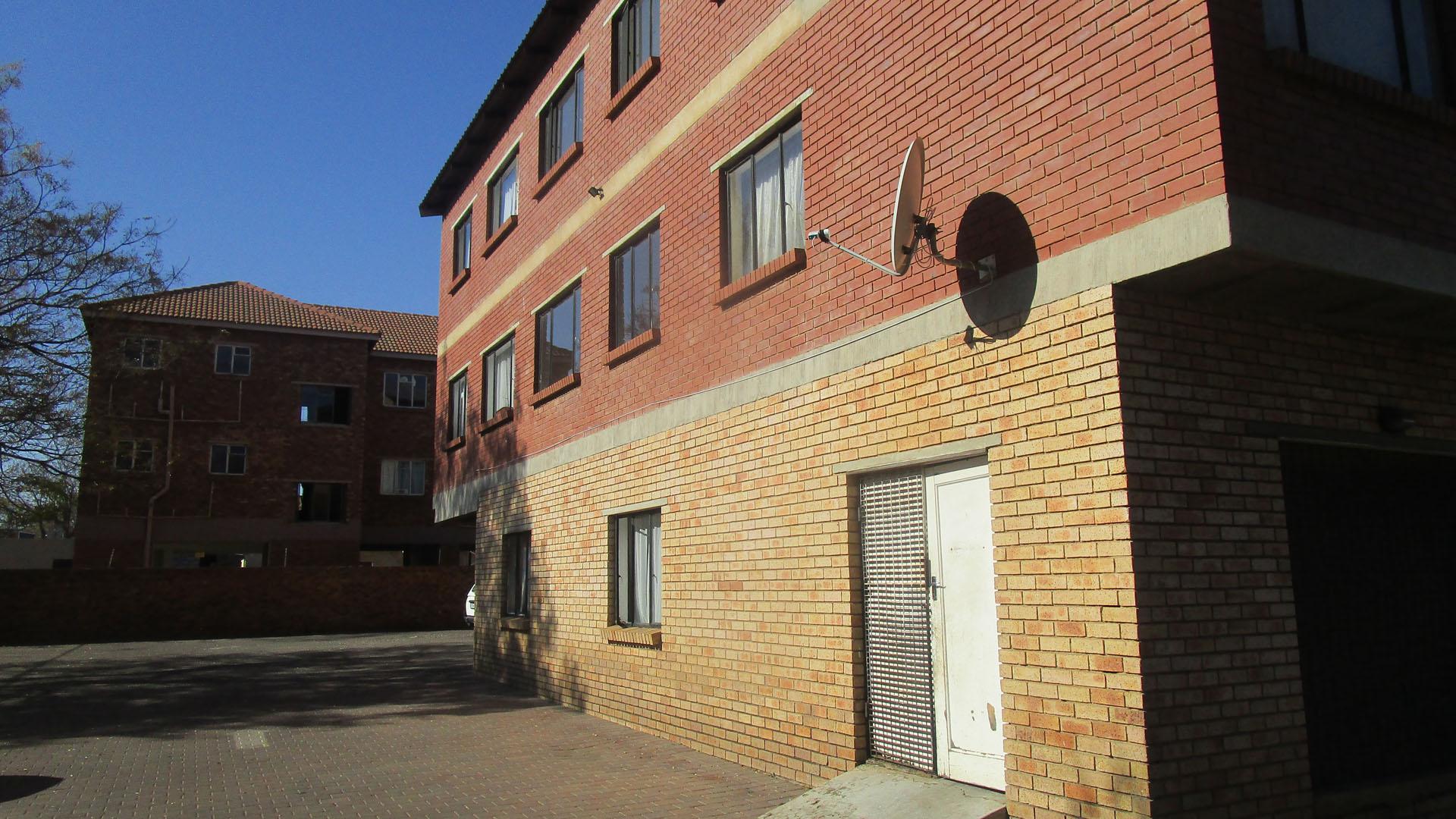 Spaces - 3 square meters of property in Kempton Park