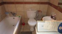 Bathroom 1 - 5 square meters of property in Kempton Park