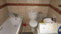 Bathroom 1 - 5 square meters of property in Kempton Park