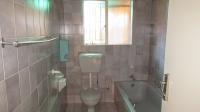 Bathroom 1 - 7 square meters of property in Homelake