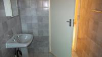 Bathroom 1 - 7 square meters of property in HOMELAKE