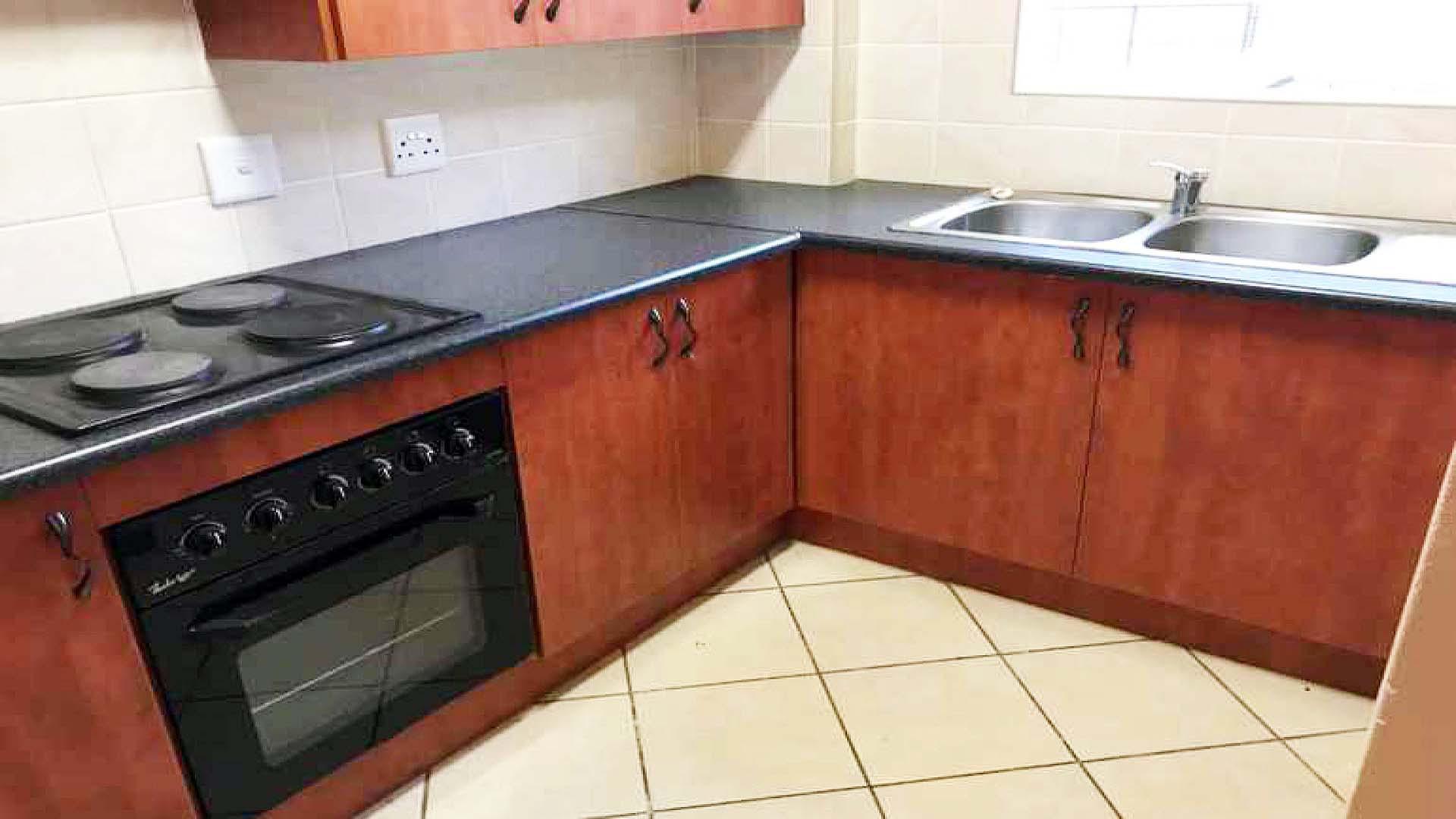 Kitchen of property in Honeydew