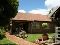 4 Bedroom 2 Bathroom House for Sale for sale in Faerie Glen