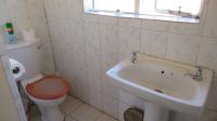 Bathroom 3+ - 5 square meters of property in Elandsfontein JR