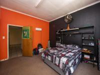 Bed Room 5+ - 19 square meters of property in Elandsfontein JR