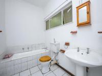 Bathroom 1 - 6 square meters of property in Elandsfontein JR