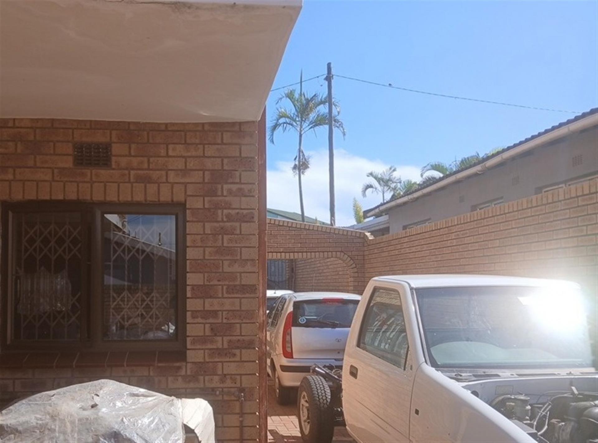 Front View of property in Shallcross 