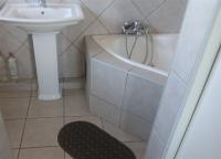 Bathroom 1 of property in Shallcross 