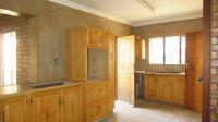 Kitchen - 41 square meters of property in Reyno Ridge