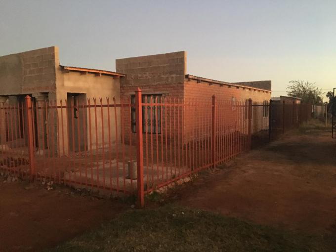 3 Bedroom House for Sale For Sale in Bloemfontein Rural - MR384566