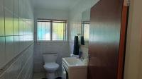 Bathroom 3+ of property in Proteavallei