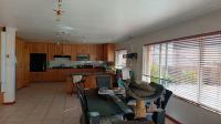 Dining Room of property in Proteavallei