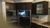 Kitchen - 16 square meters of property in Riebeeckstad