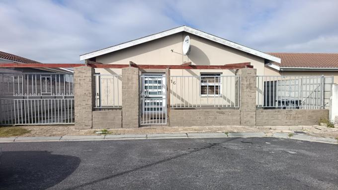 Standard Bank SIE Sale In Execution House for Sale in Mitchells Plain - MR385687