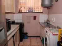 Kitchen - 9 square meters of property in Edleen