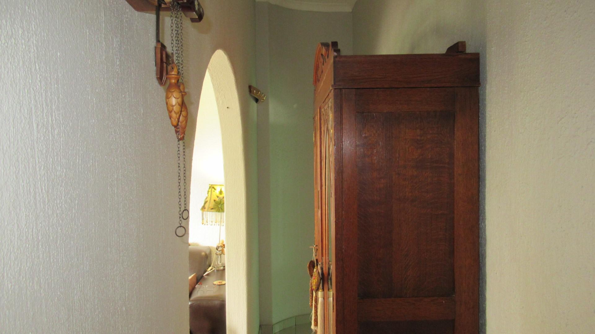 Spaces - 20 square meters of property in Brackenhurst