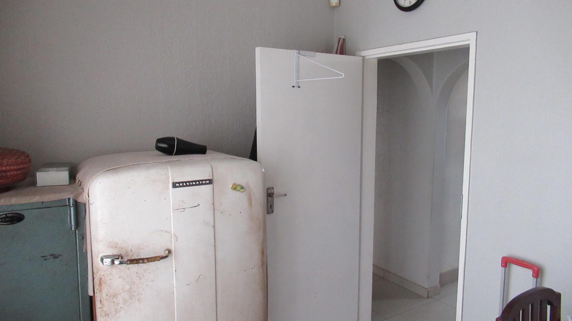 Rooms - 73 square meters of property in Brackenhurst