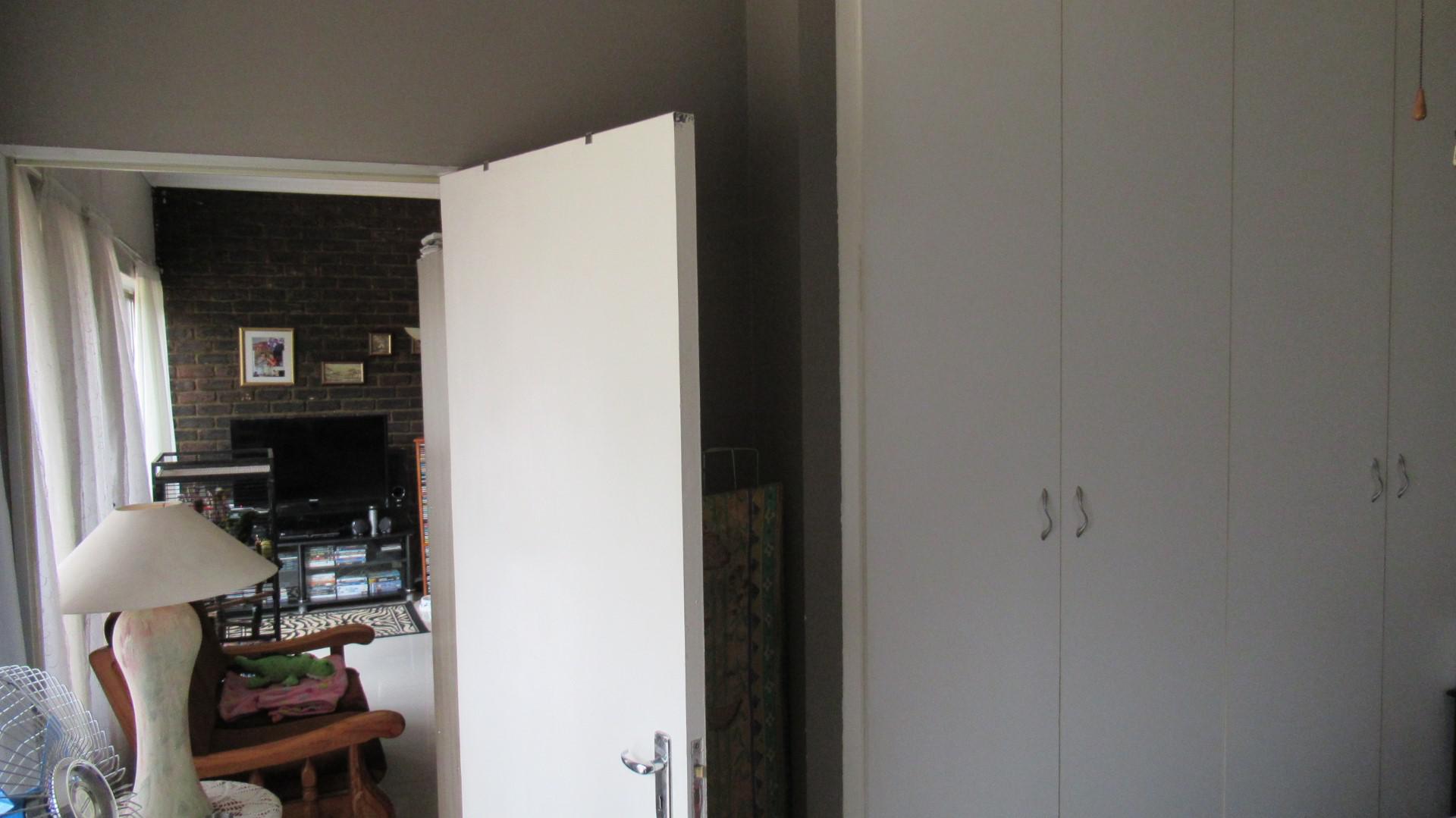 Bed Room 5+ - 18 square meters of property in Brackenhurst