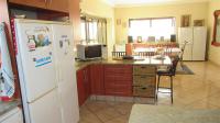 Kitchen - 18 square meters of property in Alberton