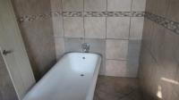 Bathroom 2 - 9 square meters of property in Alberton