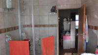 Main Bathroom - 10 square meters of property in Alberton