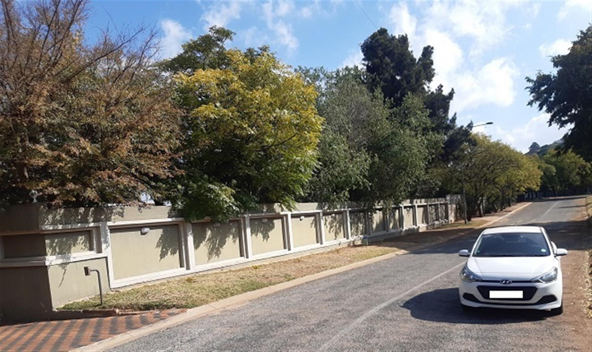 Front View of property in Northcliff